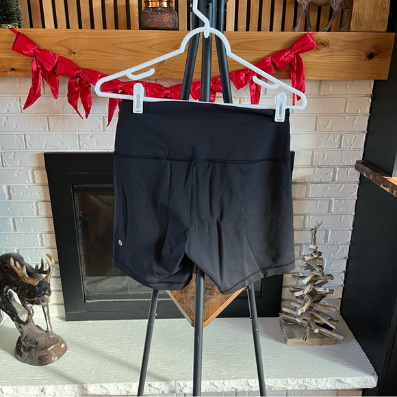 lululemon Align High-Rise Short 6" - Picture 2 of 4